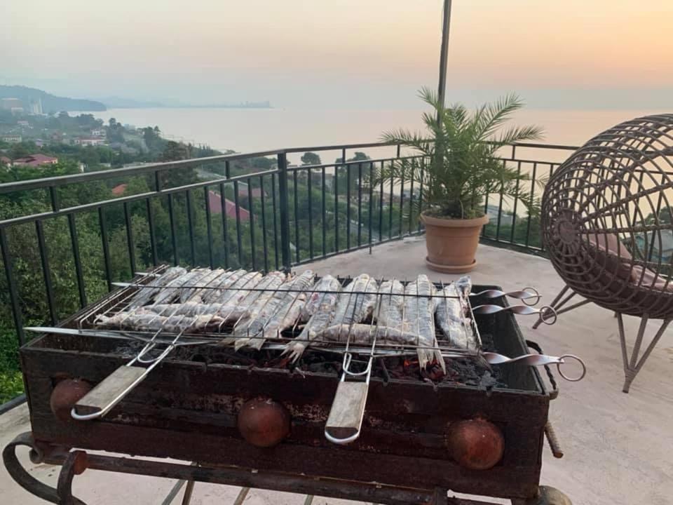 White House Chakvi Hotel Bagian luar foto