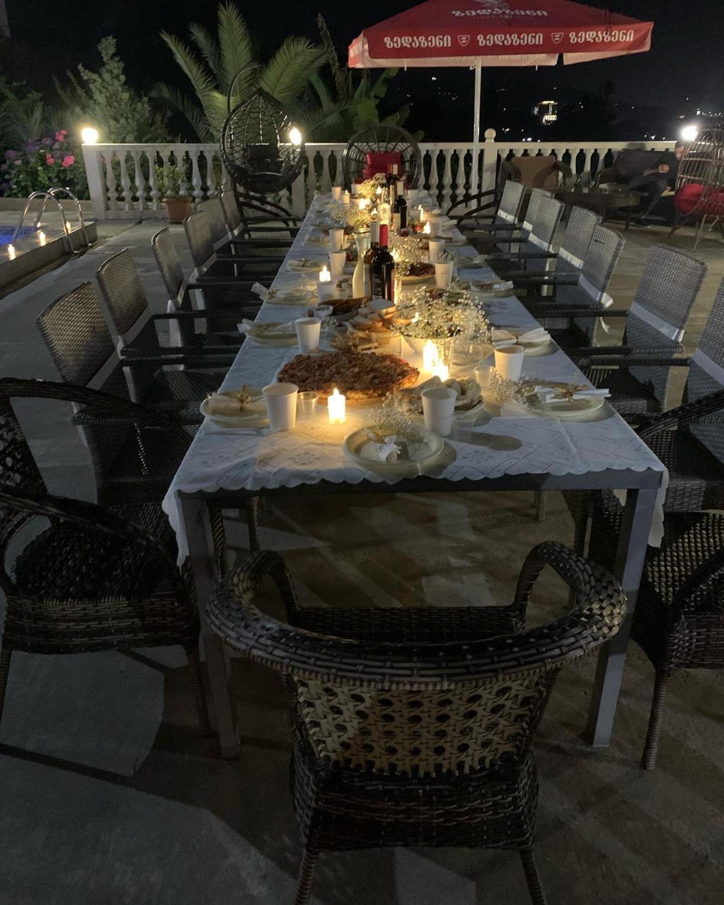 White House Chakvi Hotel Bagian luar foto