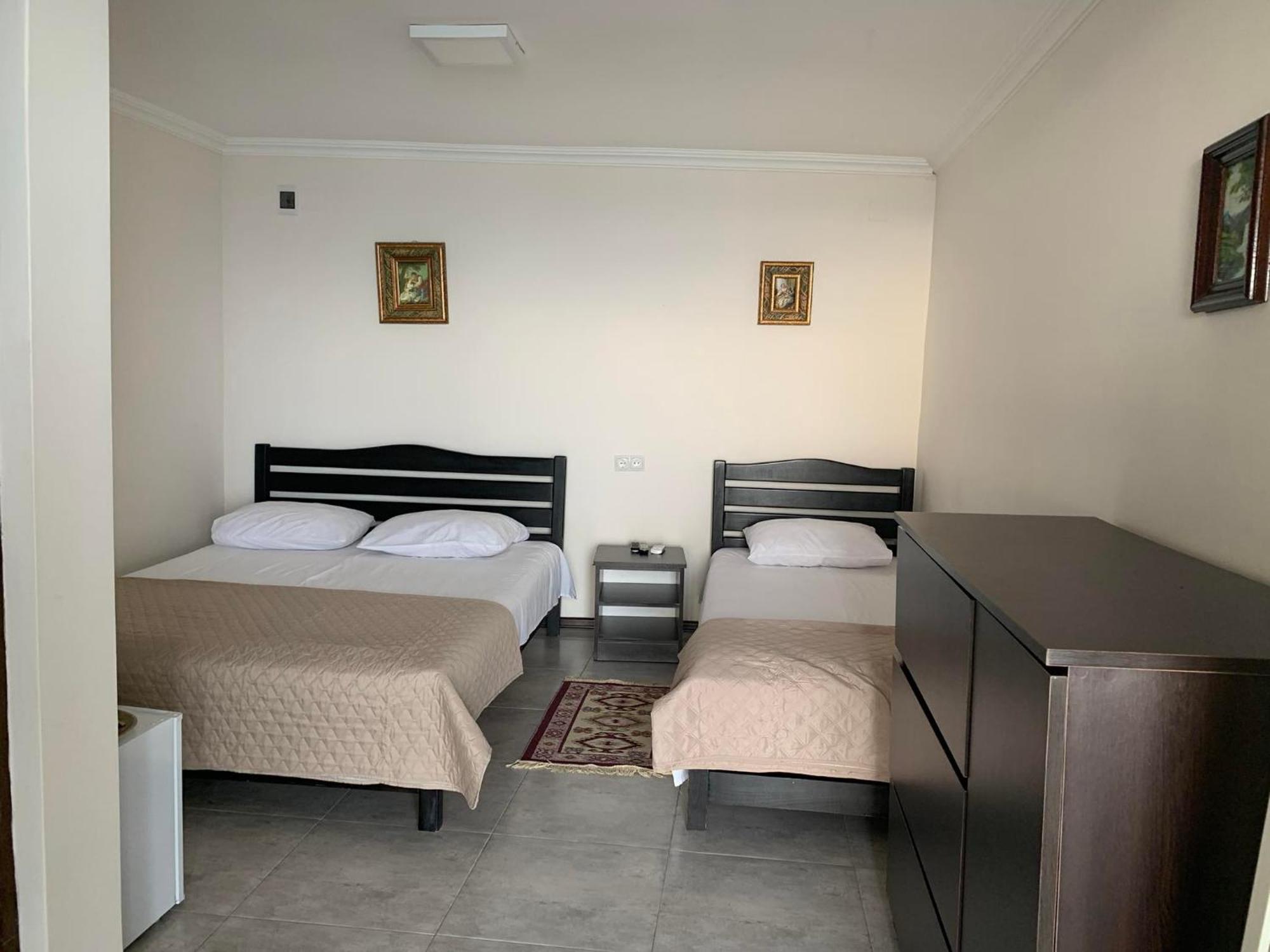 White House Chakvi Hotel Bagian luar foto